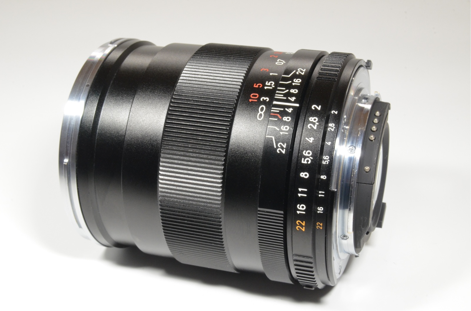 carl zeiss distagon t* 35mm f2 zf.2 lens for nikon from japan