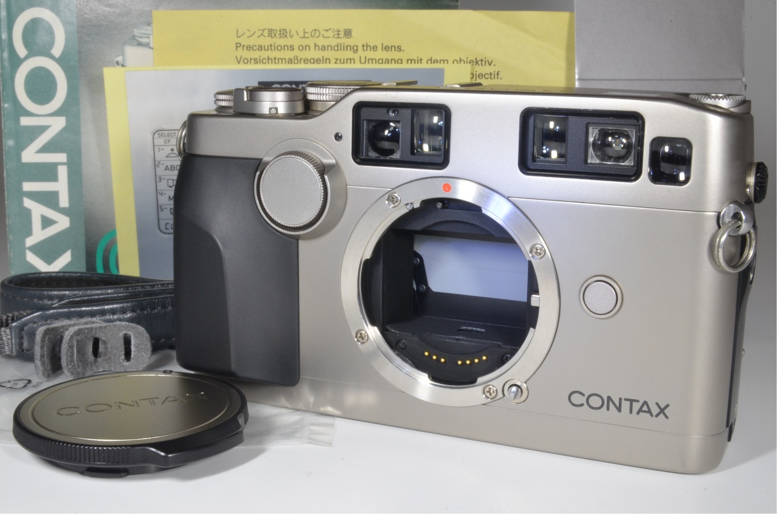 contax g2 35mm rangefinder film camera