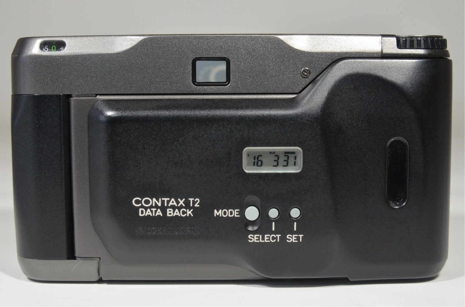 contax t2 data back black point & shoot 35mm film camera