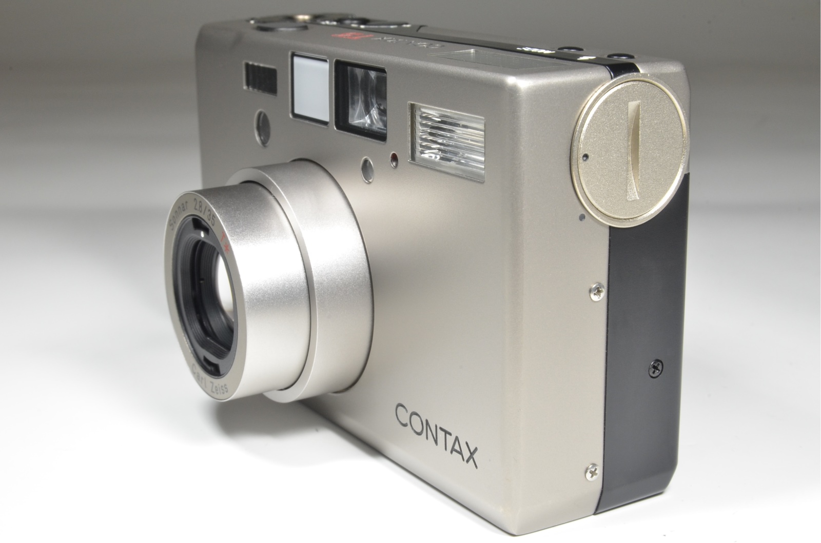 contax t3 35mm film camera with 30.5 adapter and metal hood k-34