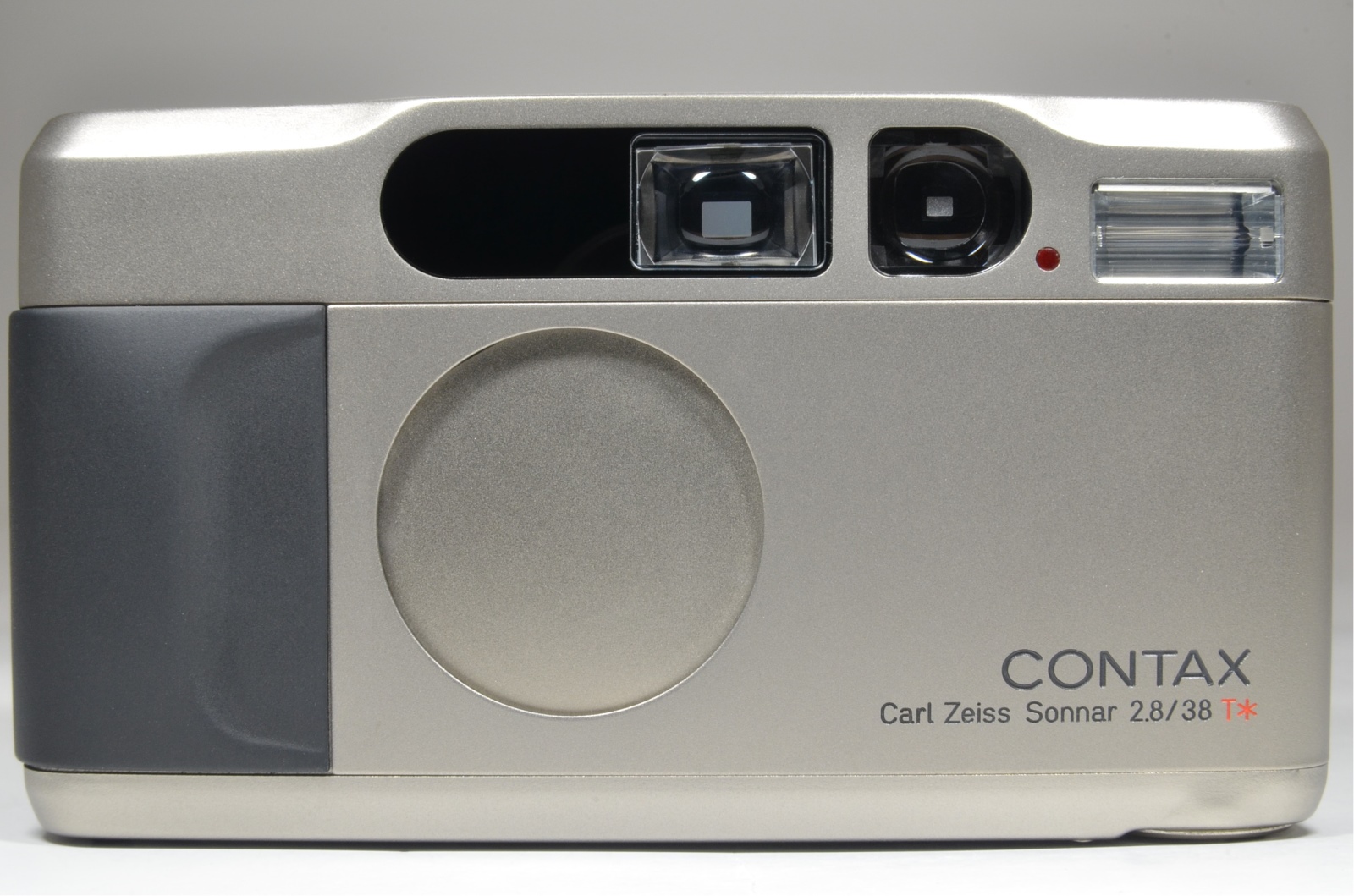 contax t2 point & shoot 35mm film camera in boxed
