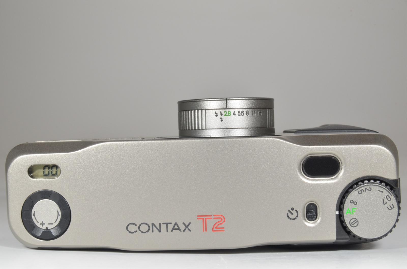 contax t2 point & shoot 35mm film camera in boxed