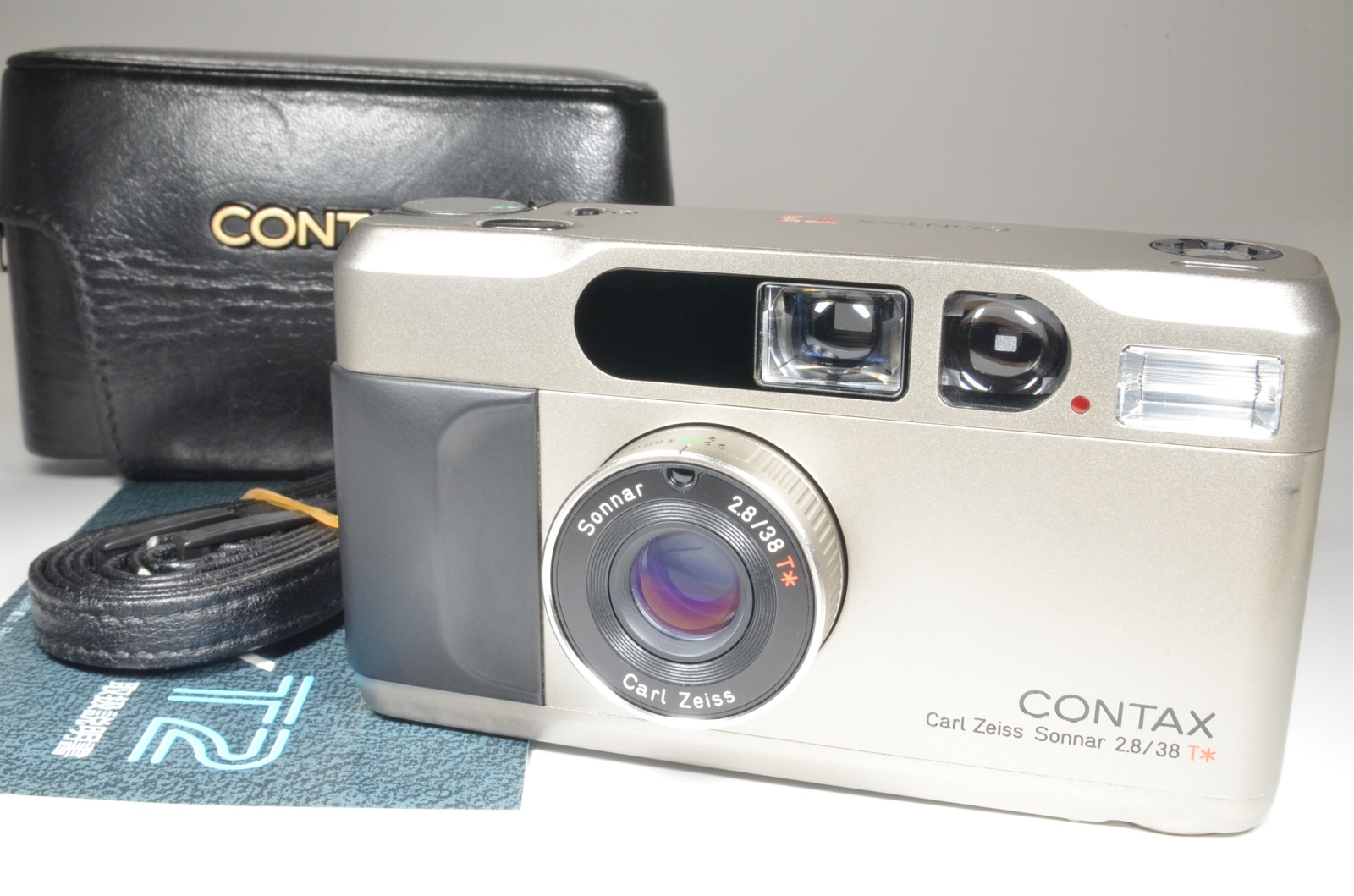 contax t2 data back point & shoot 35mm film camera full leather case