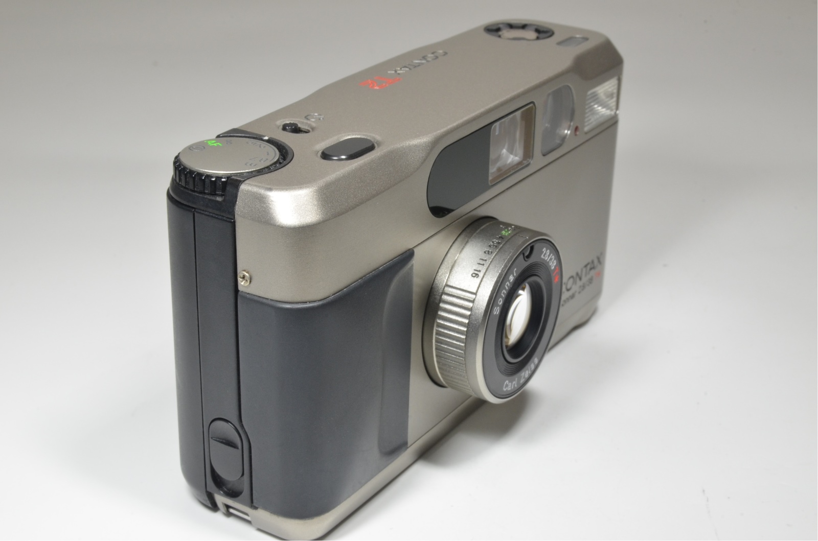 contax t2 point & shoot 35mm film camera from japan #