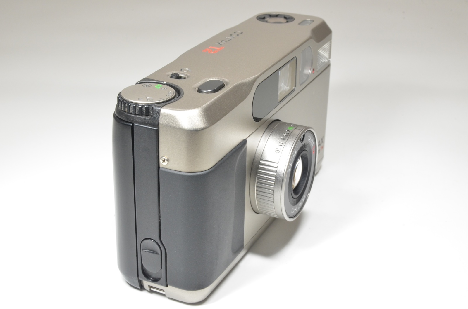 contax t2 data back titanium silver p&s 35mm film camera