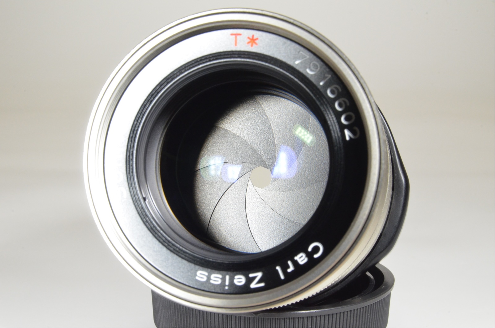 contax g2 camera with planar 45mm f2, biogon 28mm f2.8, sonnar 90mm f2.8, tla200
