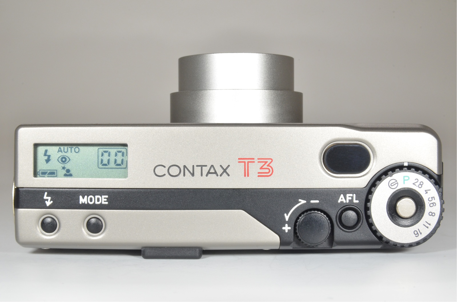 contax t3 double teeth boxed w/ leather case, adapter and 2 filters