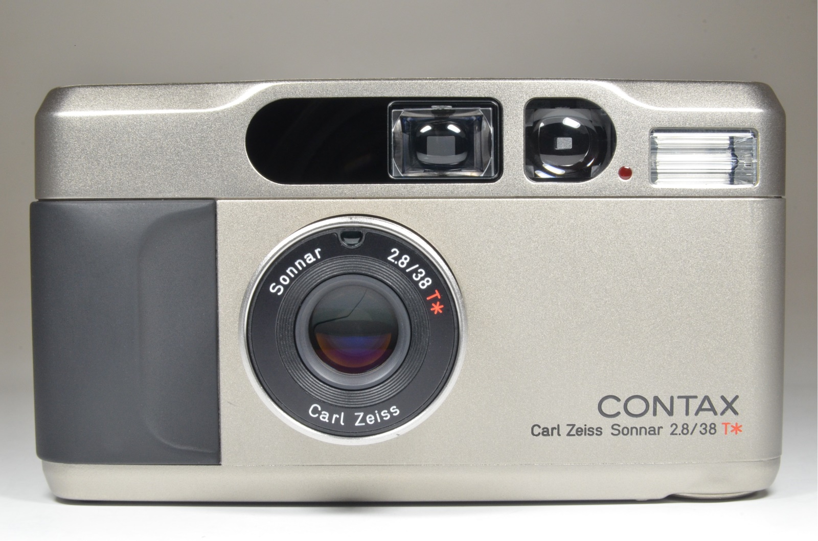 contax t2 titanium silver 35mm camera with semi hard case film tested