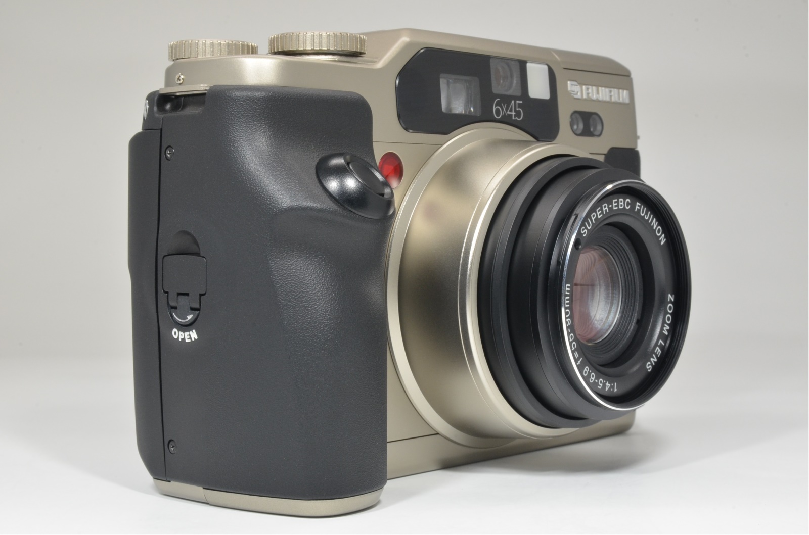 fujifilm ga645zi professional silver medium format film camera shooting tested