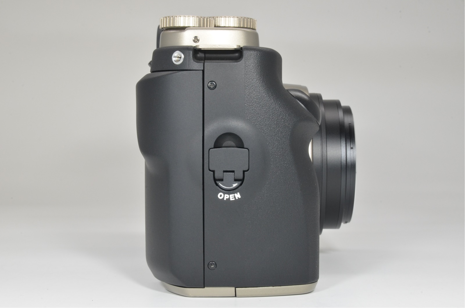fujifilm ga645zi professional silver medium format film camera shooting tested