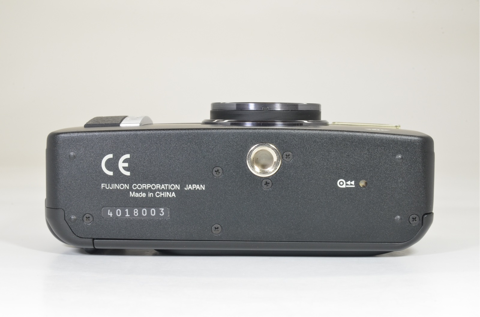 fujifilm natura black film camera fujinon 24mm f1.9 near mint shooting tested
