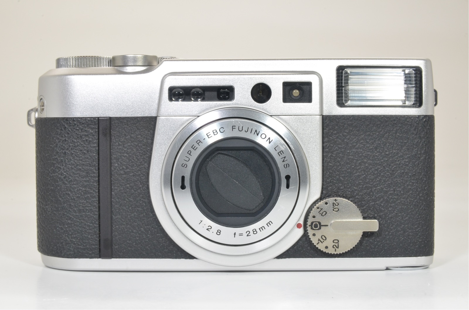 fuji fujifilm klasse w silver 28mm f2.8 film camera from japan shooting tested