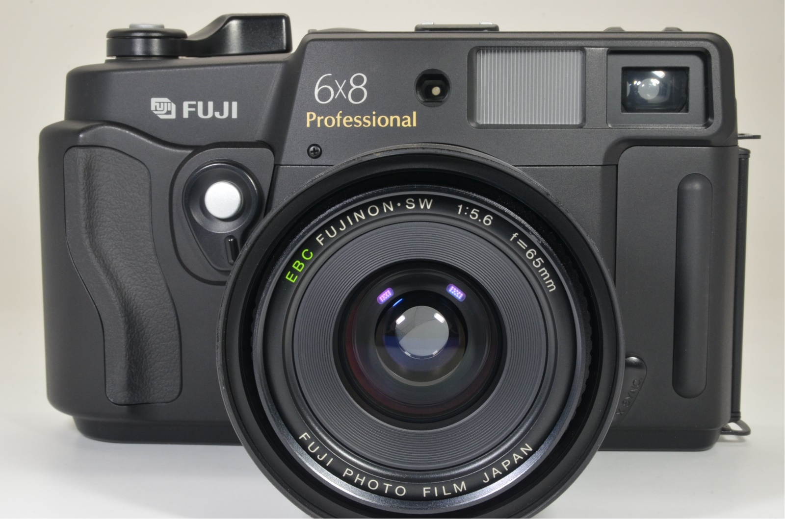 fuji fujifilm gsw680iii 65mm f5.6 count 050 medium format camera shooting tested