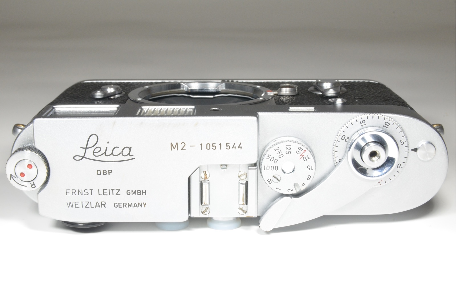leica m2 35mm rangefinder film camera s/n 1051544 self timer