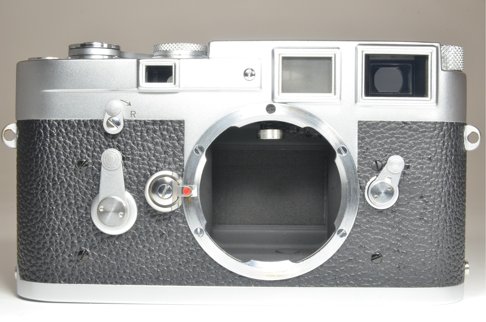 leica m3 single stroke s/n 985759 year 1959 with leather case and strap