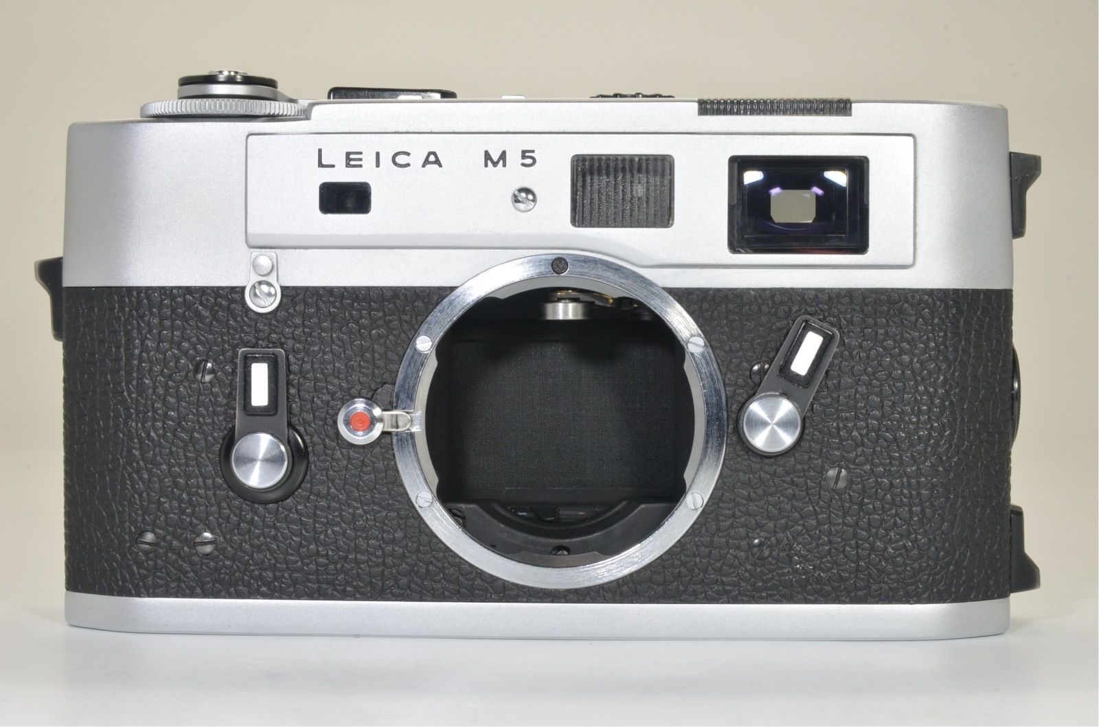 leica m5 silver chrome 3 lug s/n 1362203 year 1973 shooting tested