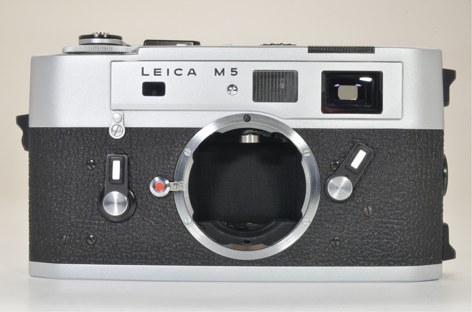 leica m5 silver chrome 3 lug s/n 1362096 year 1973 shooting tested