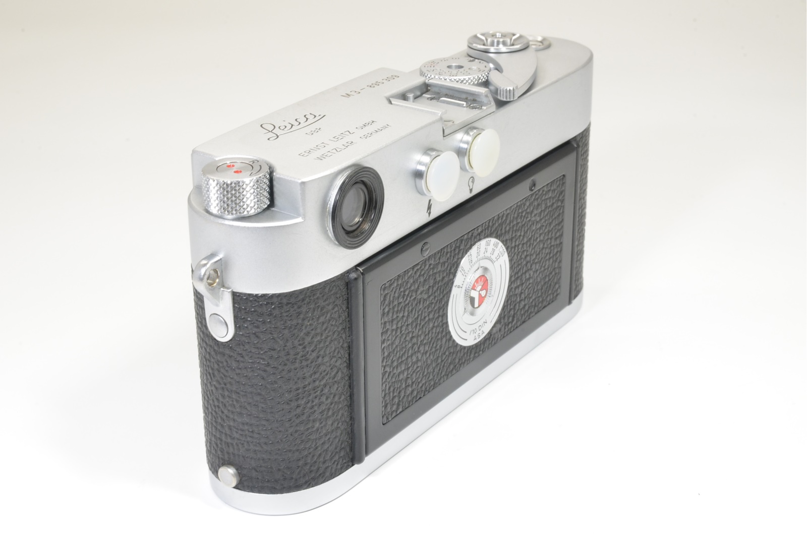 leica m3 single stroke film camera s/n 895309 year 1957 shooting tested