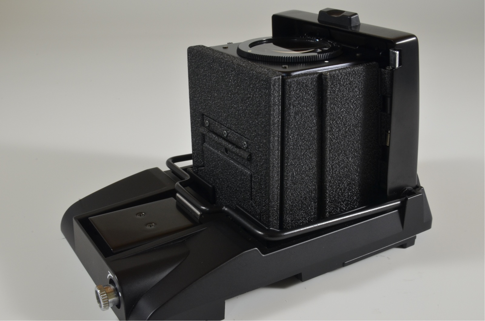 mamiya m645 medium format camera 80mm f2.8 c waist level finder