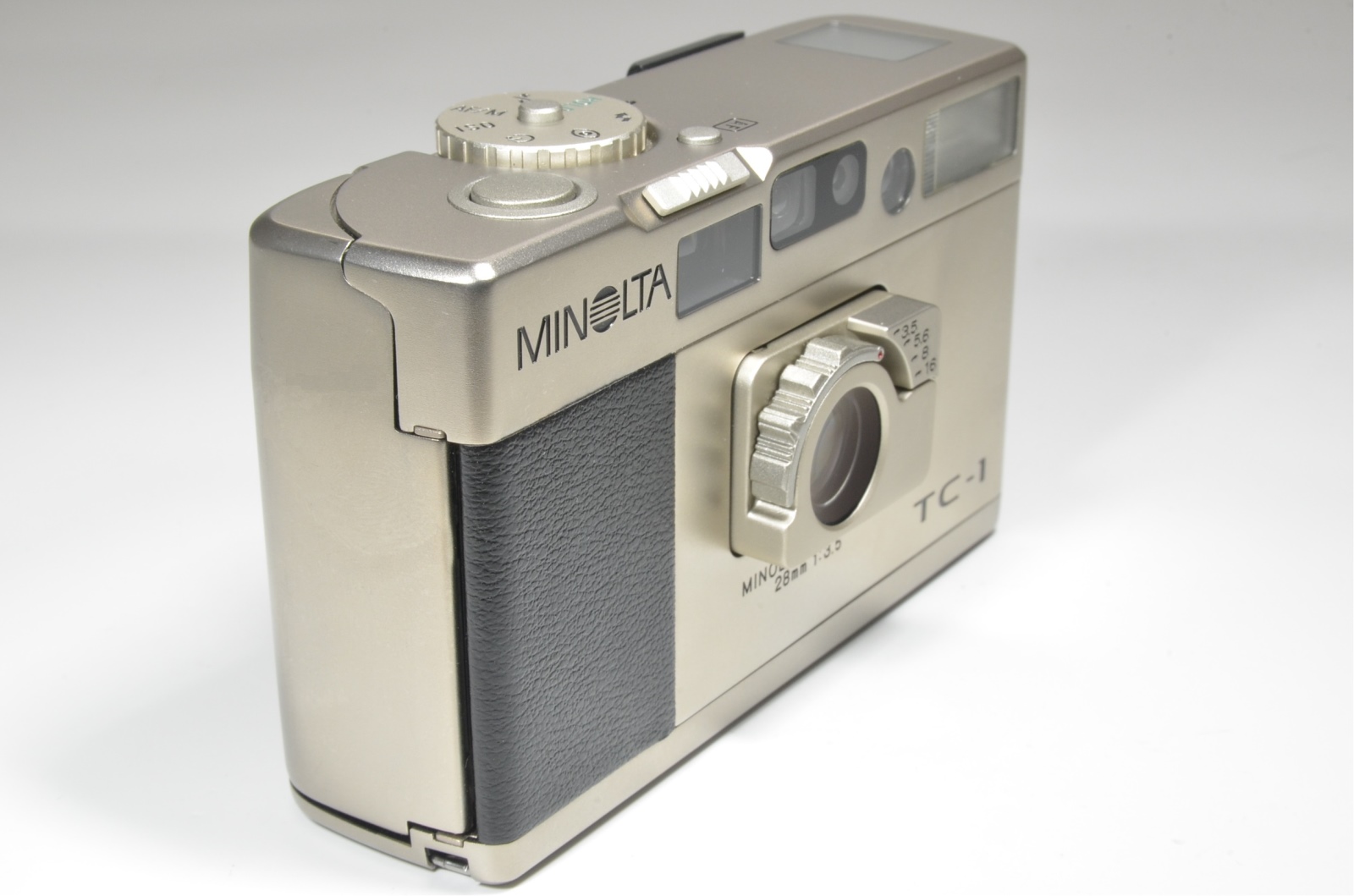 minolta tc-1 film camera in boxed