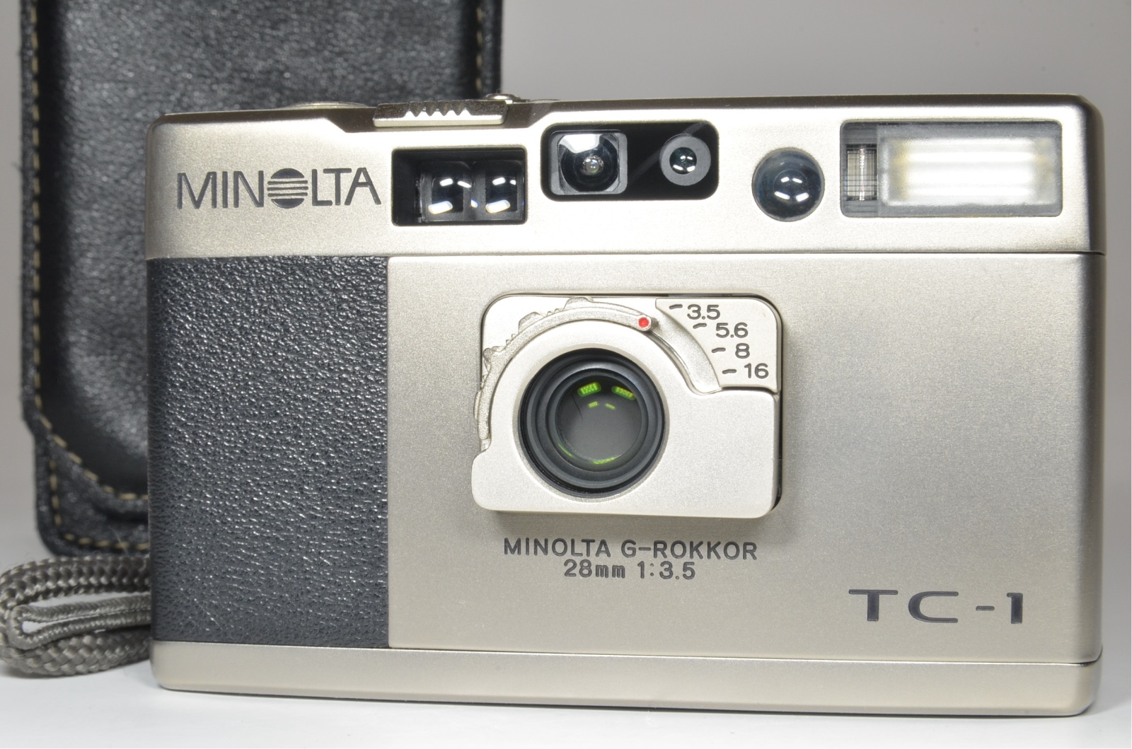 minolta tc-1 point & shoot 35mm film camera 28mm f3.5