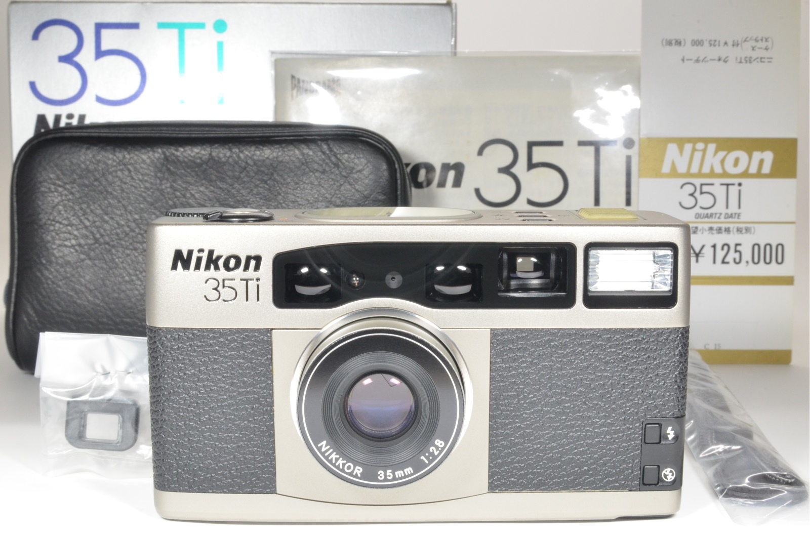 nikon 35ti point & shoot 35mm film camera 35mm f2.8 'brand-new' very rare!