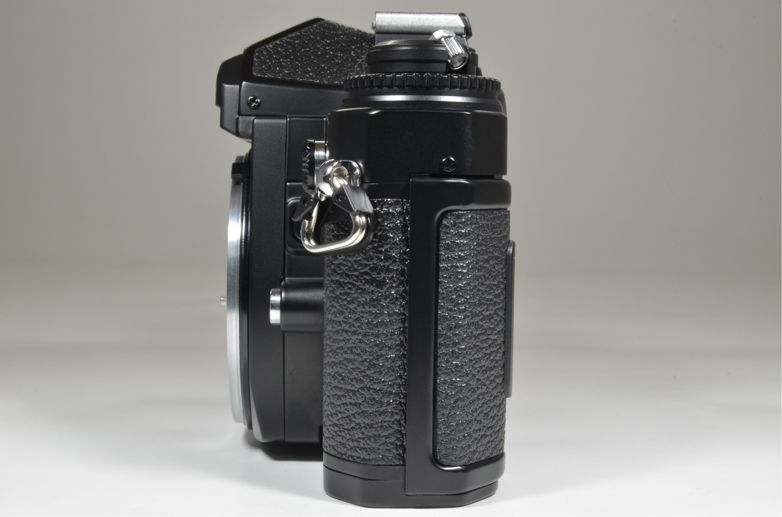 nikon fm3a 35mm film camera black with shutter release from japan