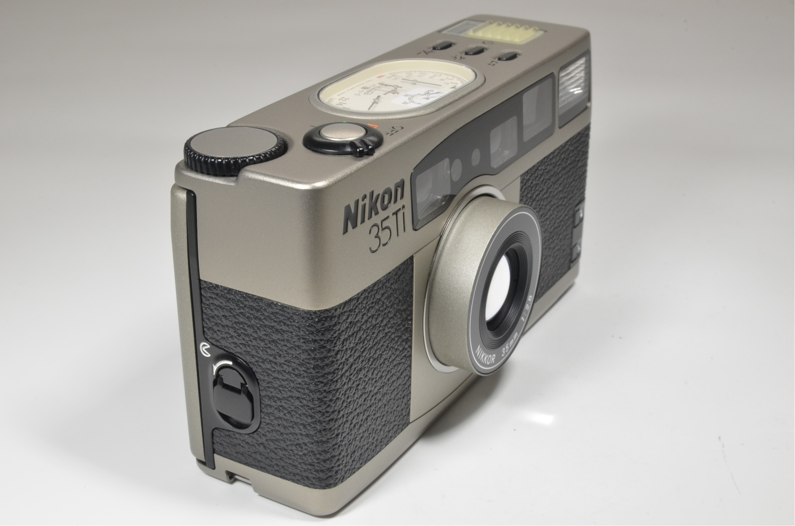 nikon 35ti point & shoot 35mm film camera 35mm f2.8 rare! 'unused' top mint