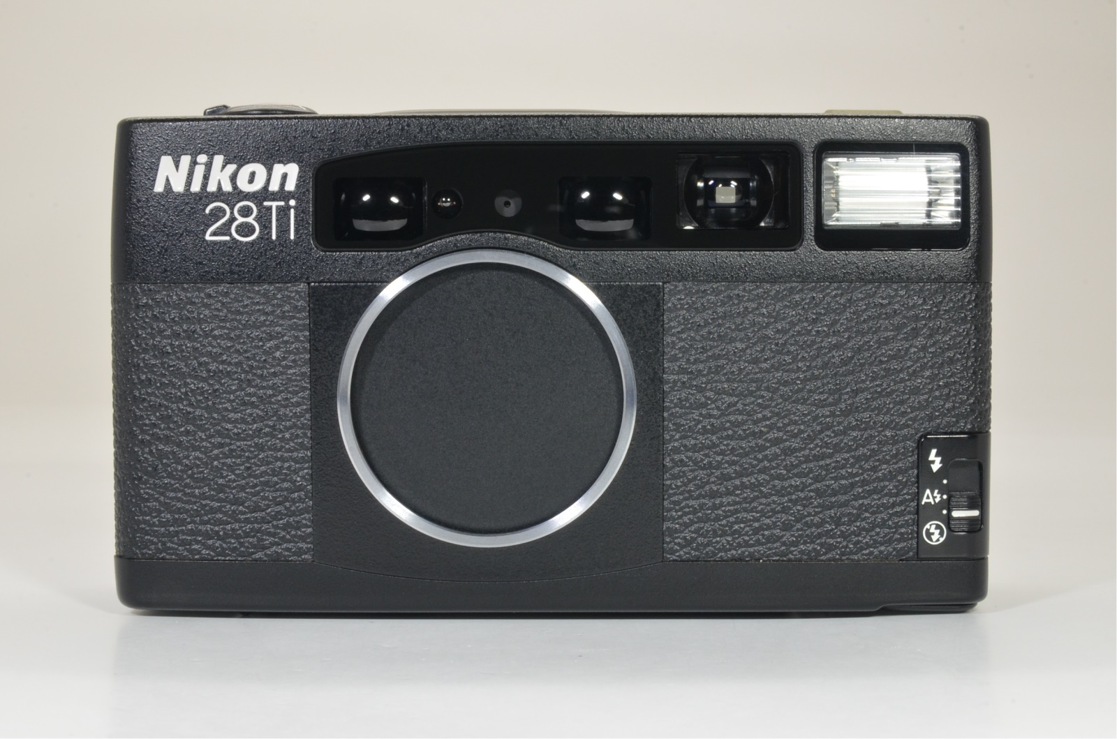 nikon 28ti p&s 35mm film camera lens 28mm f2.8 shooting tested