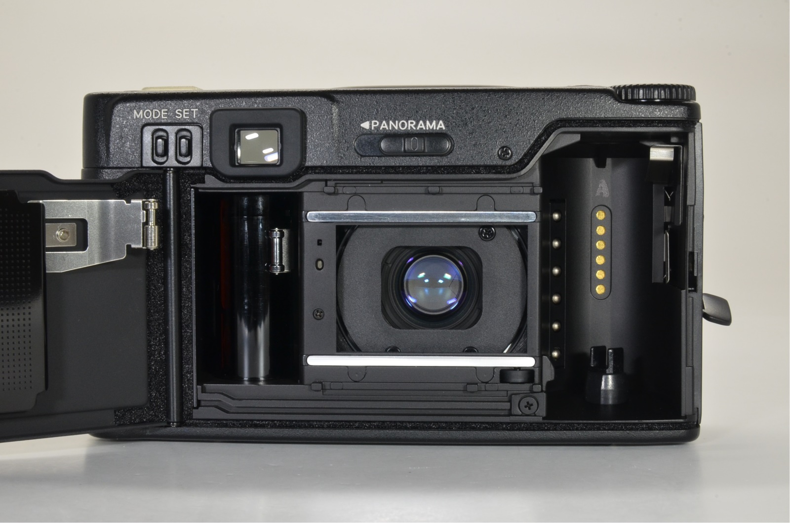 nikon 28ti p&s 35mm film camera lens 28mm f2.8 shooting tested