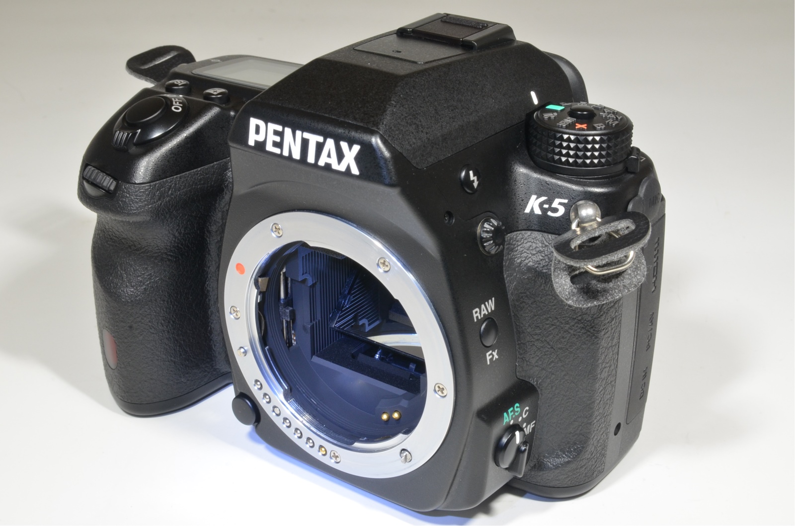 pentax k-5 1181 shot w/ d-bg4 / da 18-135mm wr / 55-300mm f4-5.8 ed
