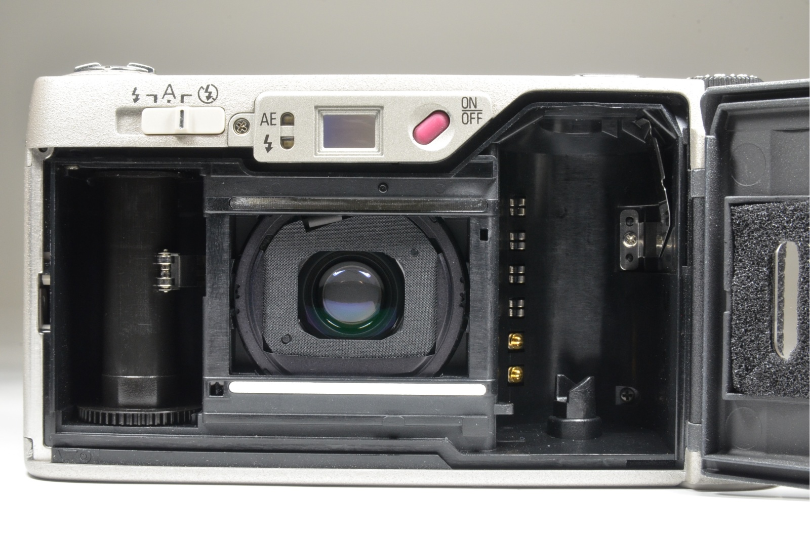 ricoh gr1v date silver 28mm f2.8 point & shoot 35mm film camera