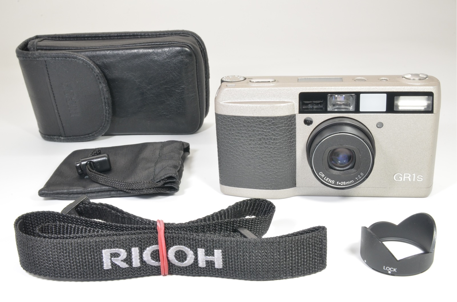 ricoh gr1s date silver 28mm f2.8 p&s film camera from japan shooting tested