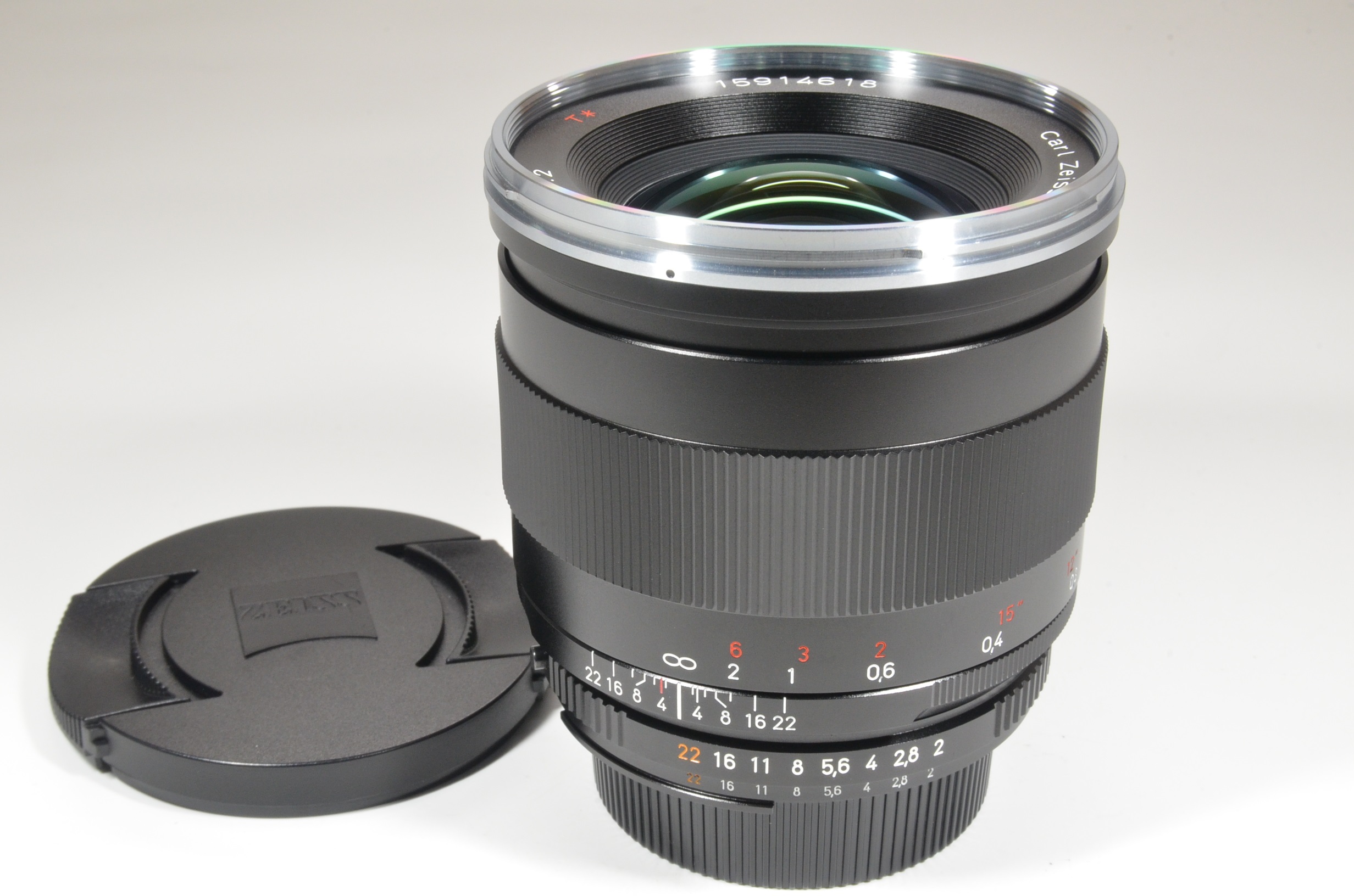 carl zeiss distagon t* 25mm f2 zf.2 for nikon lens