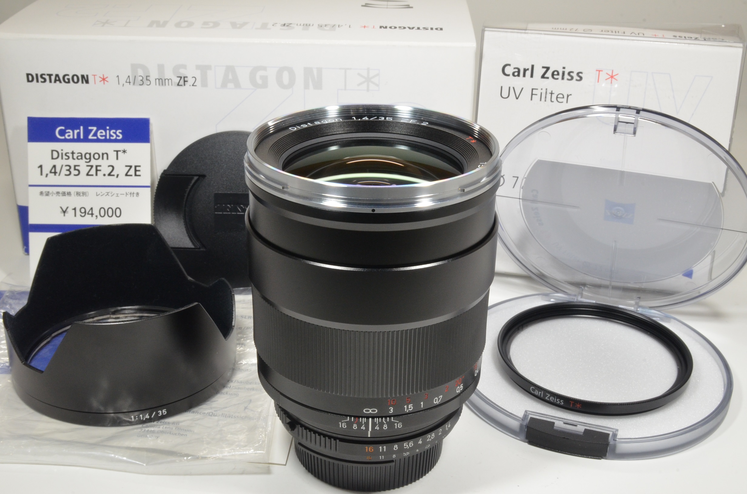 carl zeiss distagon t* 35mm f1.4 zf.2 for nikon with lens filter