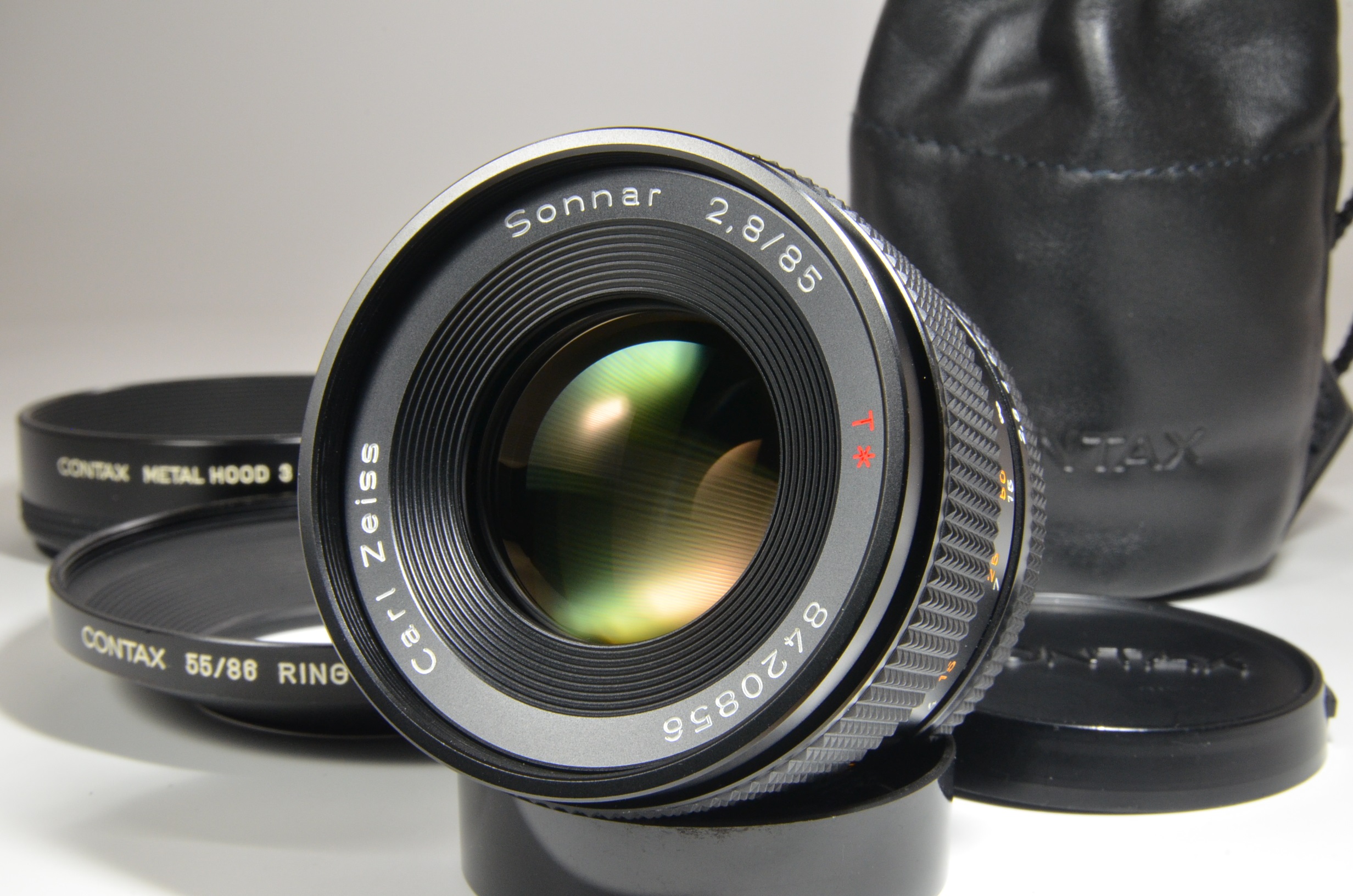 contax carl zeiss sonnar t* 85mm f2.8 mmg with metal hood 3