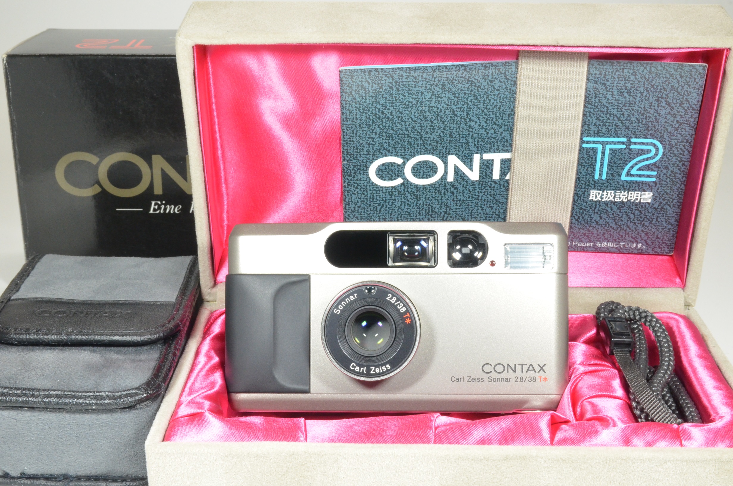 contax t2 titanium silver p&s 35mm film camera in boxed