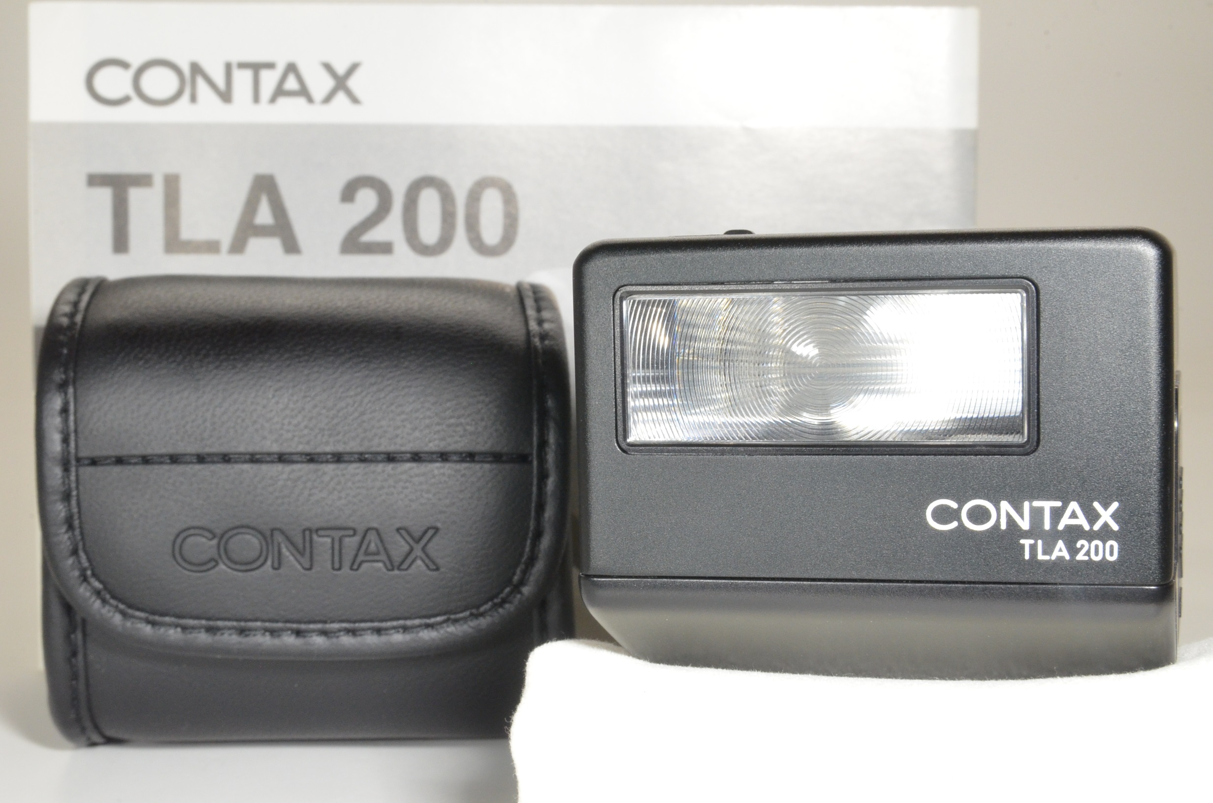 contax flash tla200 black for g1, g2