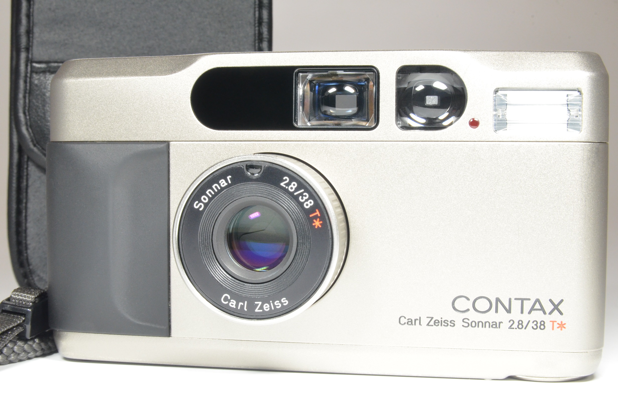 contax t2 titanium silver point & shoot camera   film tested