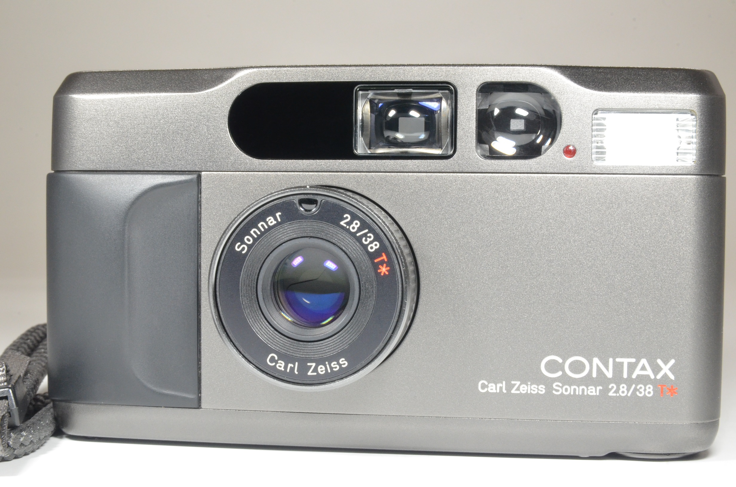 contax t2 titanium black point & shoot camera   film tested