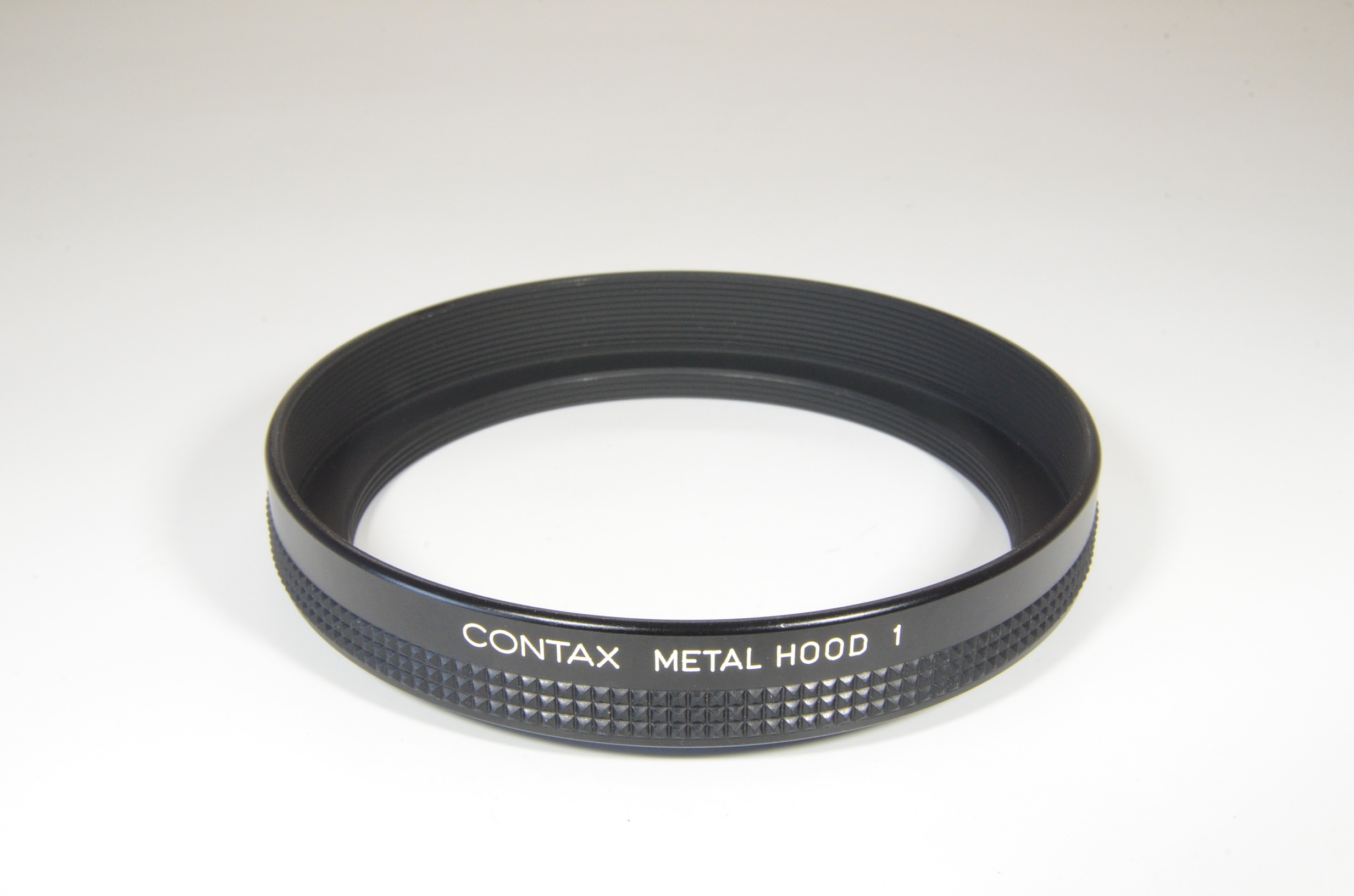 contax metal lens hood 1