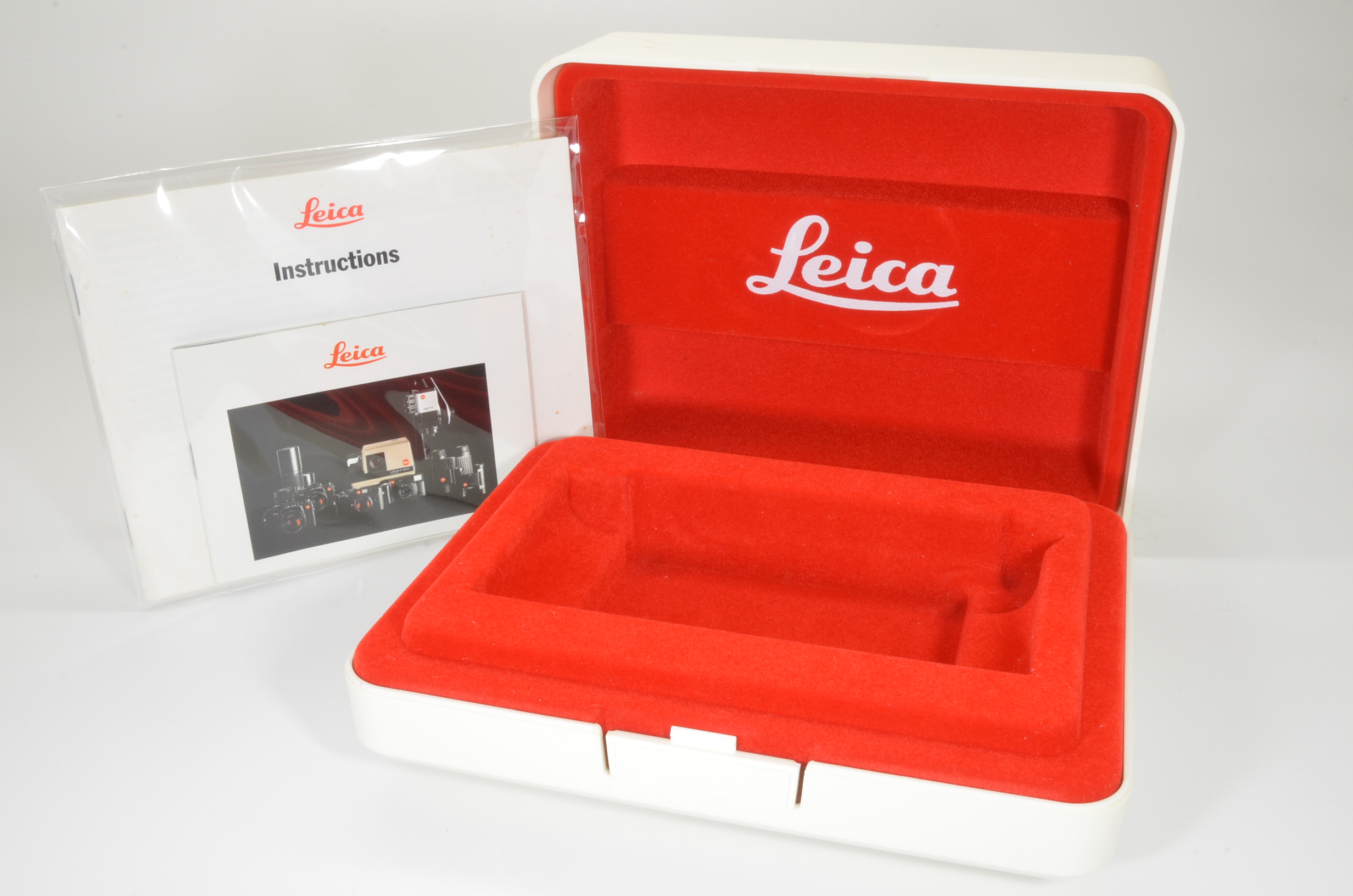 leica m6 empty box, plastic case, strap box and english instructions