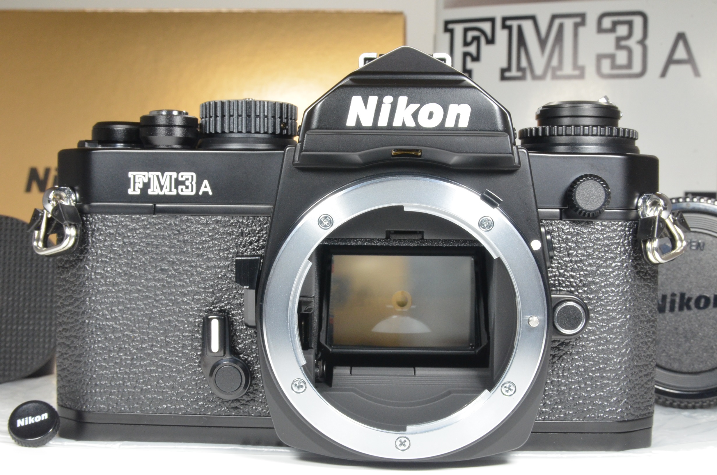 nikon fm3a 35mm film camera black with shutter release