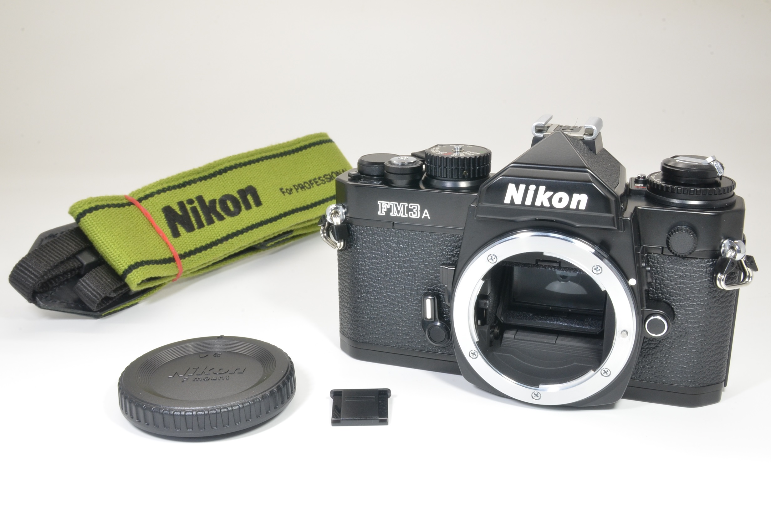 nikon fm3a 35mm film camera black   shooting tested