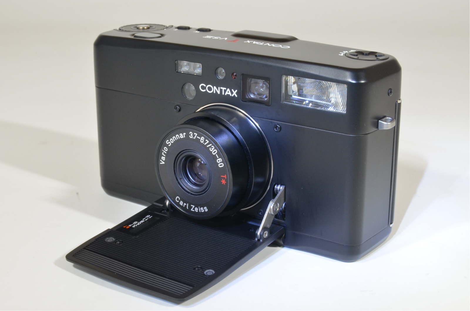 Contax TVS III Black Point & Shoot 35mm film camera #a0136 