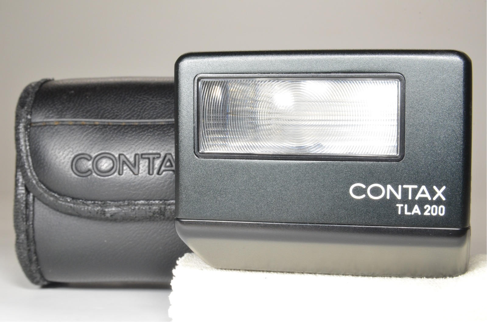 CONTAX Flash TLA200 Black in Boxed for G1 G2 #a0748 – SuperB JAPAN 