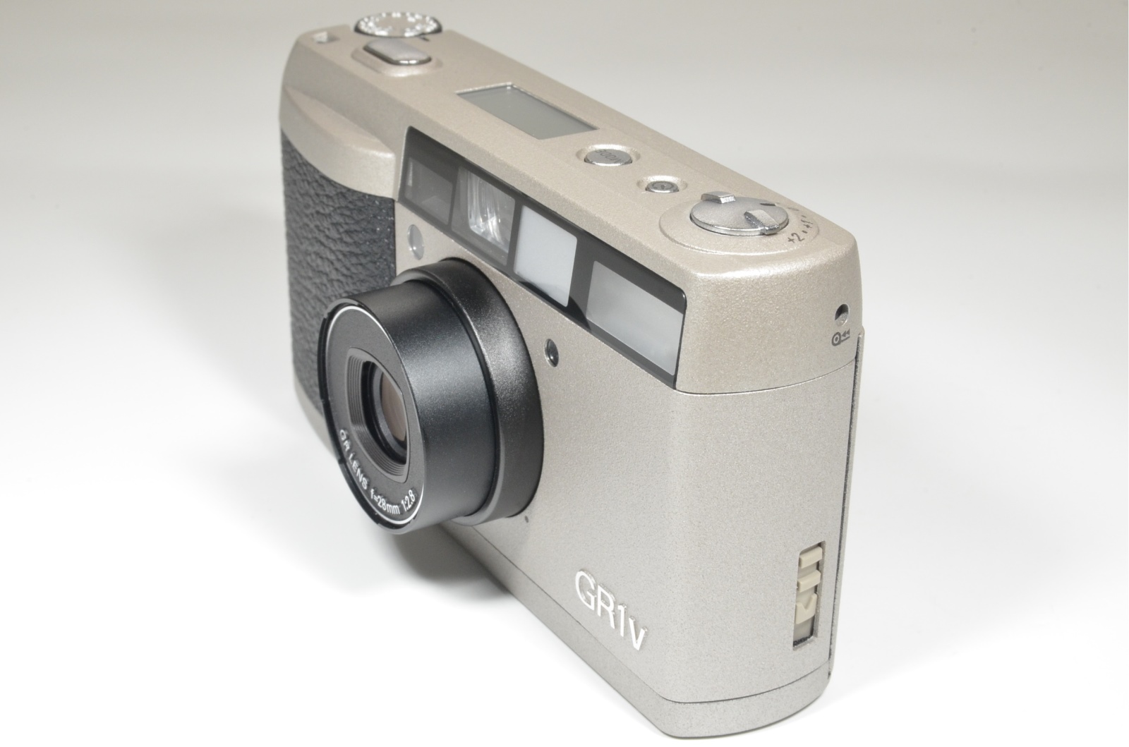 RICOH GR1v Date Silver 28mm f2.8 Point & Shoot 35mm Film